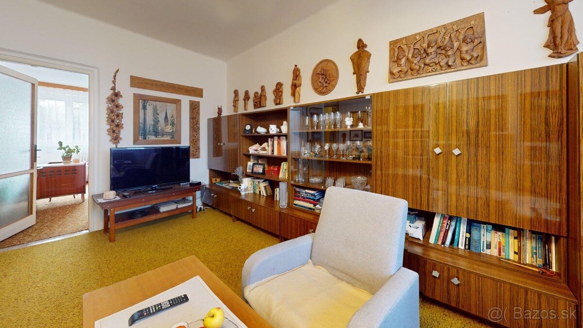 EXKLUZÍVNE 3i byt s loggiou, sídl. Tarča, Spišská Nová Ves - 15