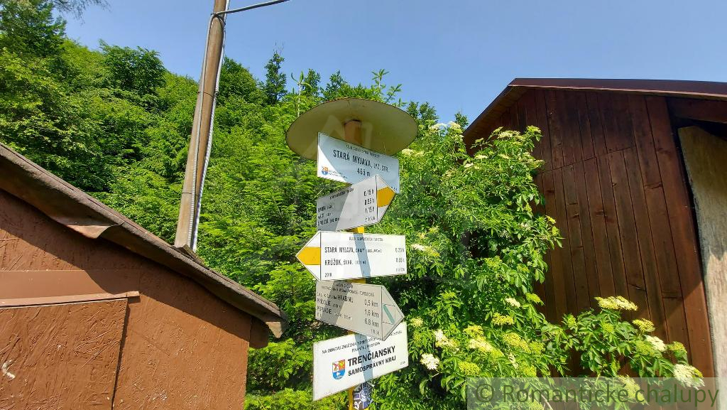 Chata na vlastnom pozemku obklopená lesmi Myjavské kopanic - 15