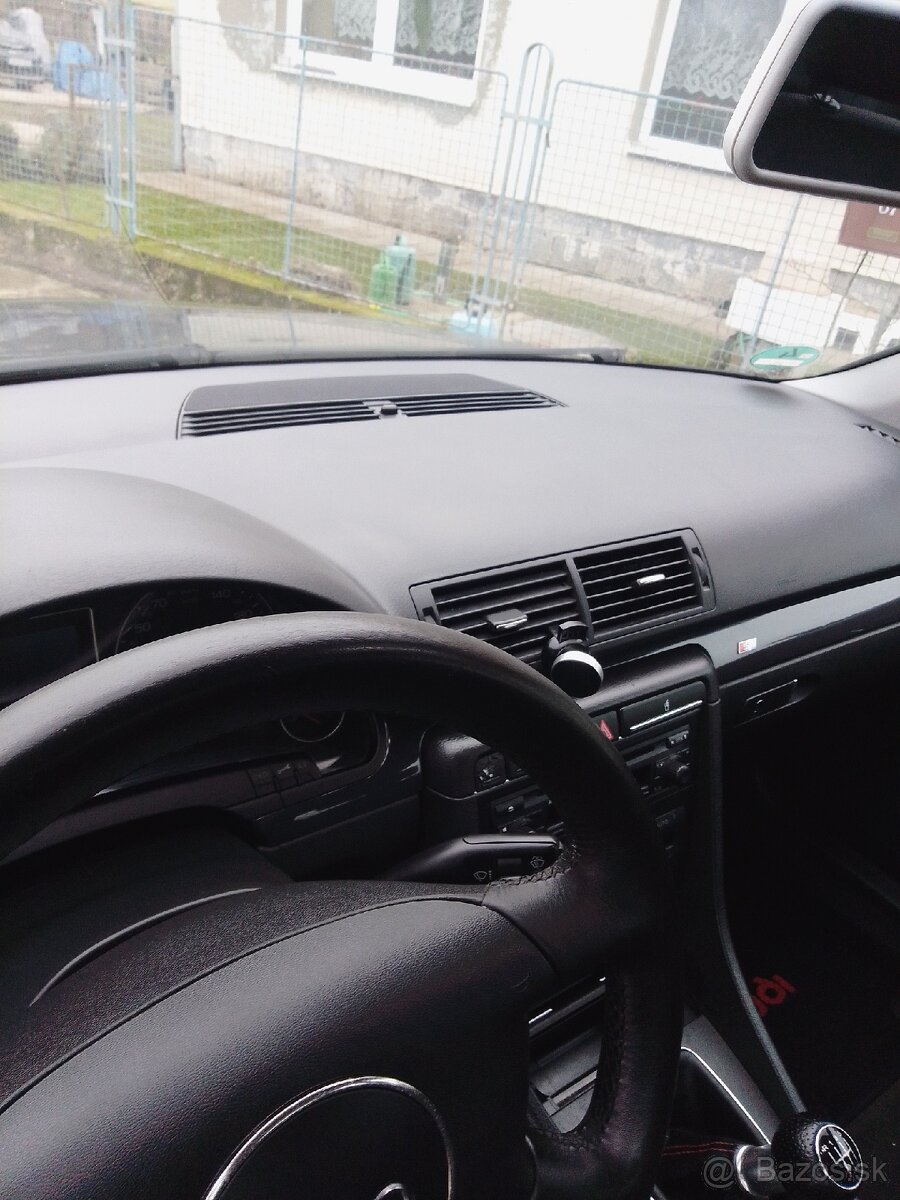 Audi A4 Avant B6 - 15