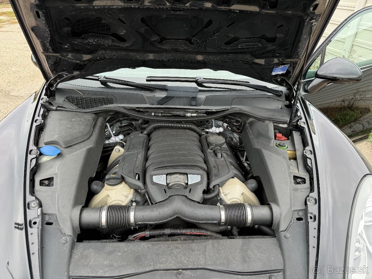 Porsche Cayenne S - 15