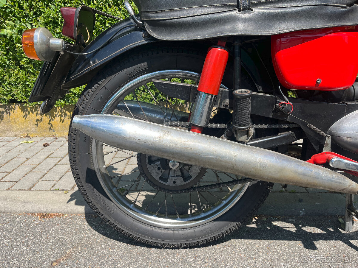 Jawa 250/590 Californian III - 15