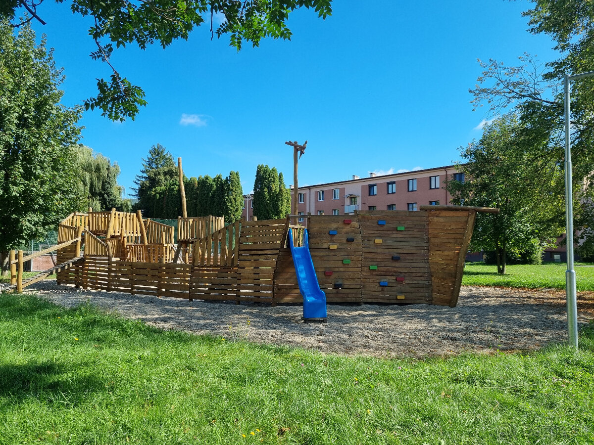 3 IZBOVÝ TEHLOVÝ BYT s BALKÓNOM +GARÁŽ -BREZOVÁ p.B. VOĽNÝ - 15