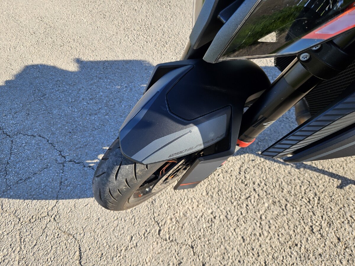 KTM SuperDuke 1290R - 15
