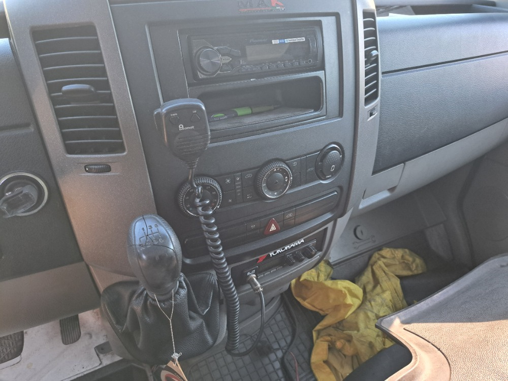 VW CRAFTER 2,5 TDI 120kW - 15
