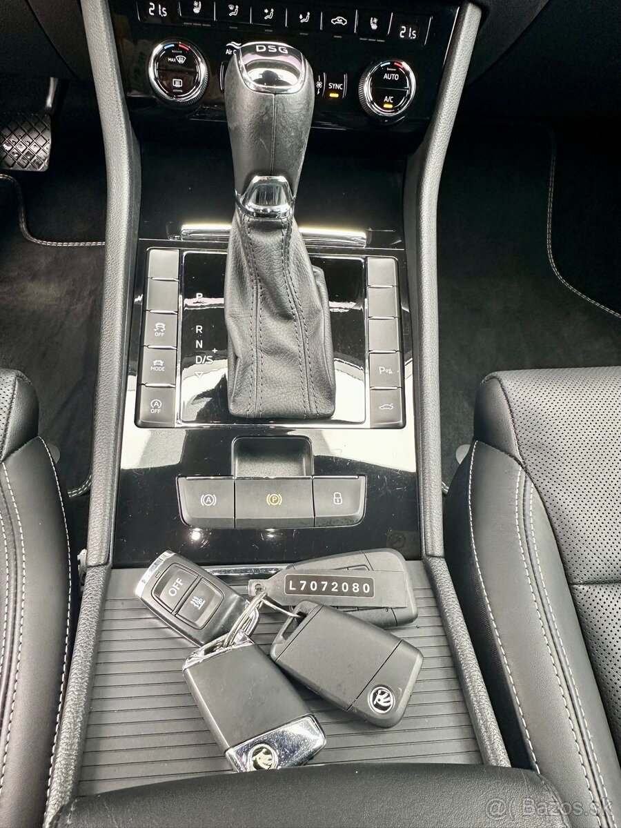 Škoda Superb Combi L&K 2.0 TDI 140kW WEBASTO - 15