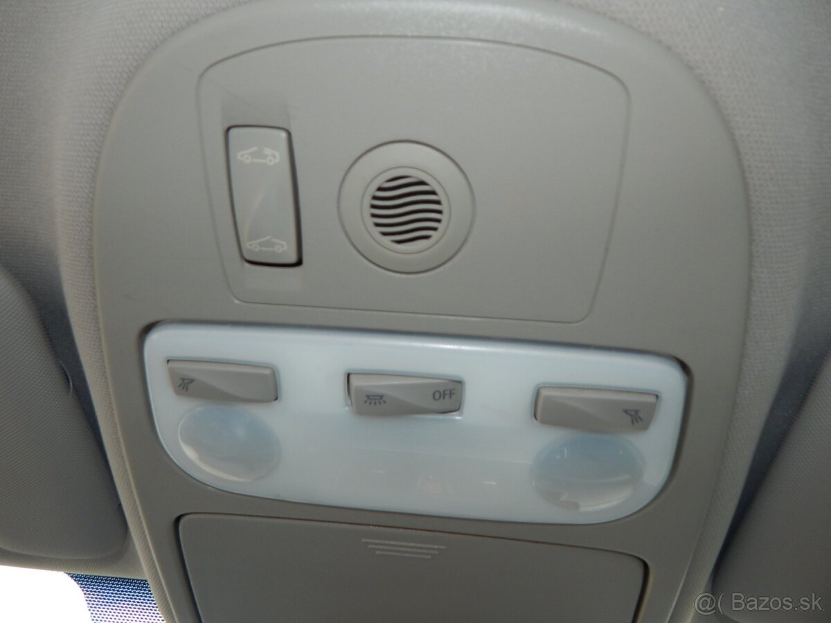 Renault Fluence 1.6 16V Confort - 15