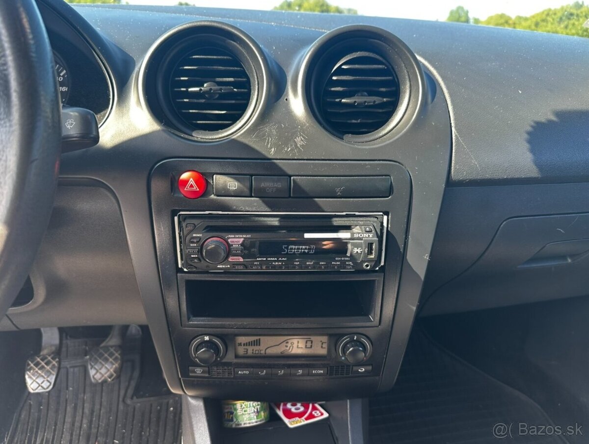 Seat Ibiza 1.2 benzín - 15