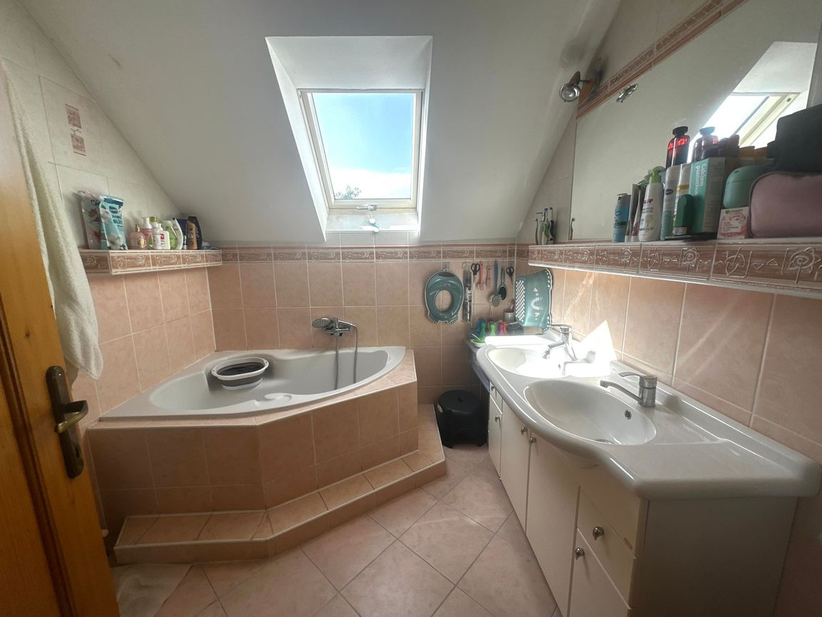 7 izb. priestranný rodinný dom Nová Dubnica - Veľký Kolačín - 15