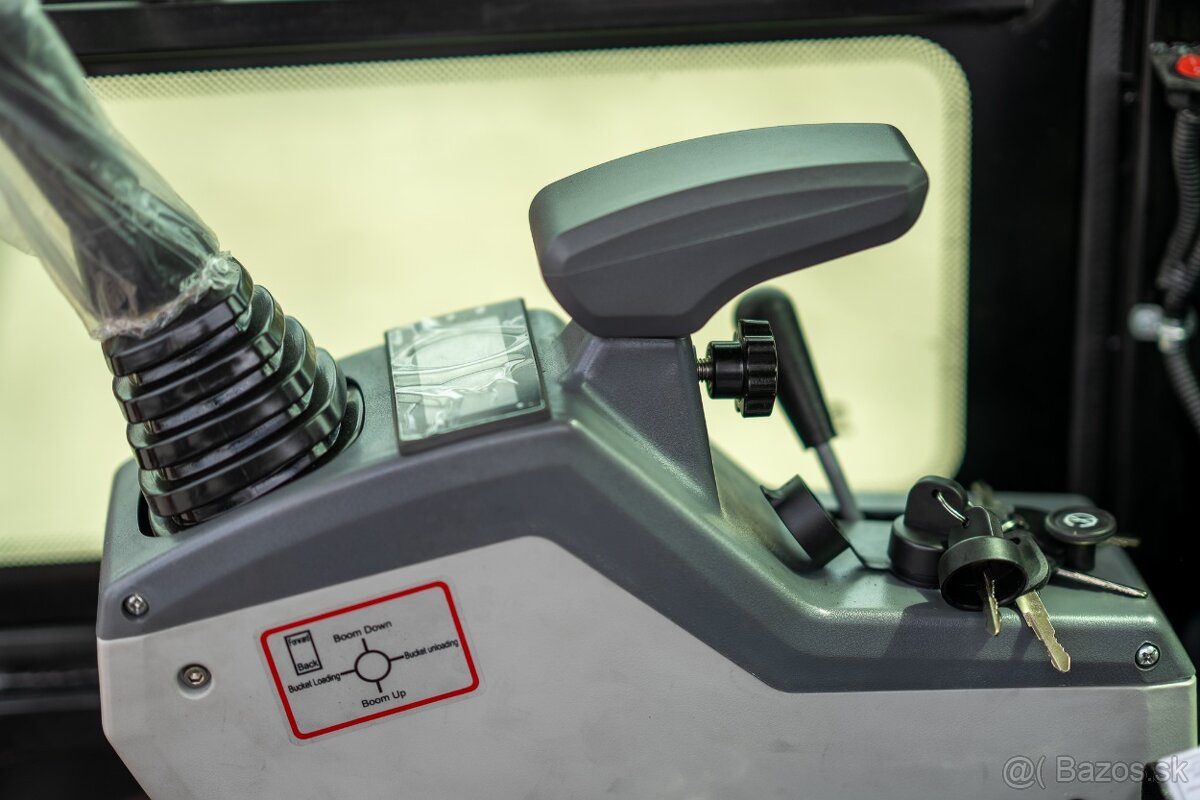 Minibager VIP15 s kabinou – Silný stroj s plným komfortem - 15