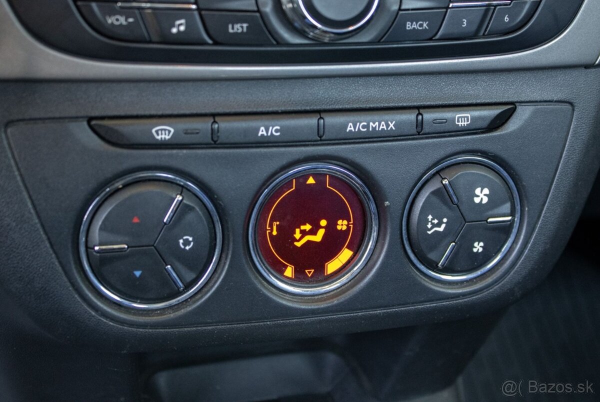 Citroën C-Elysée 1.2 VTi Exclusive / 53kW / M5 / 2014 - 15