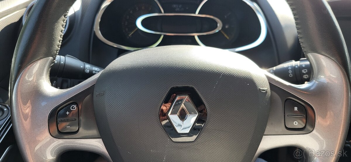 Renault Clio 1.2i rok 2014 naj.130000 km - 15
