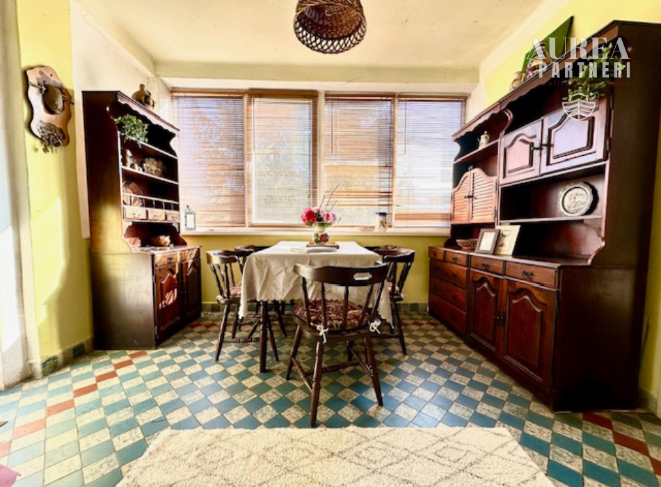 PREDAJ 4-IZB vidiecky rodinný dom Bruty, pri Štúrove-1732m2 - 15