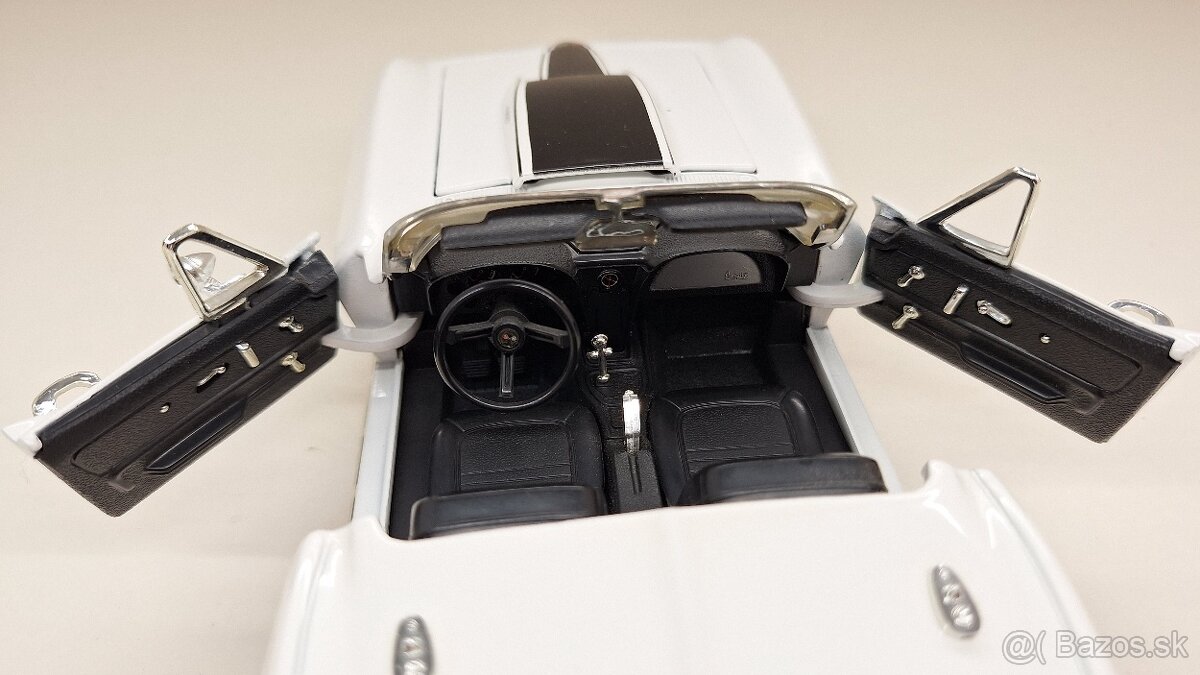 CHEVROLET CORVETTE - 15