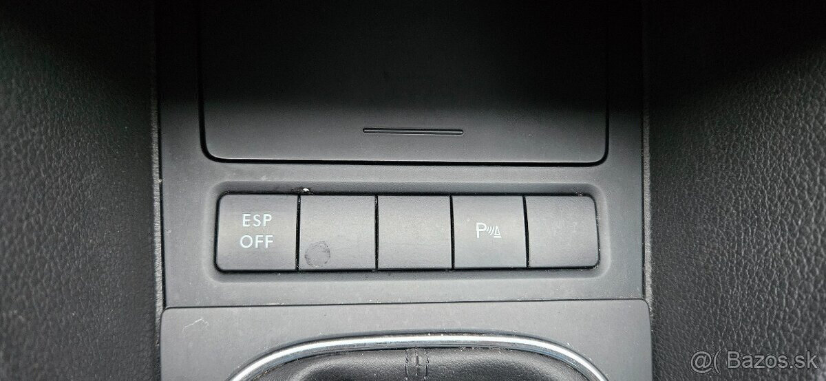 Volkswagen Golf 1.6 TDI 90k Trendline - 15