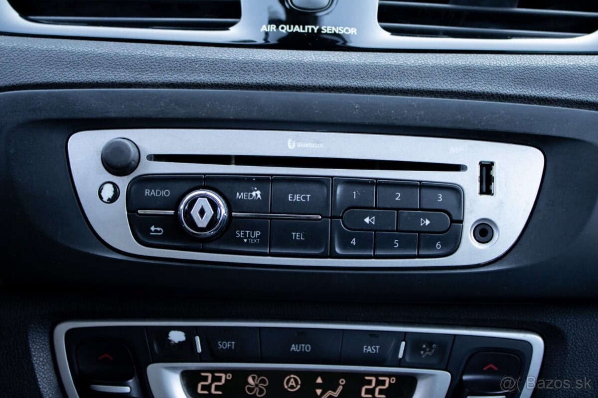 Renault Mégane Scénic 1.5 dCi 81 kW A/T - 15