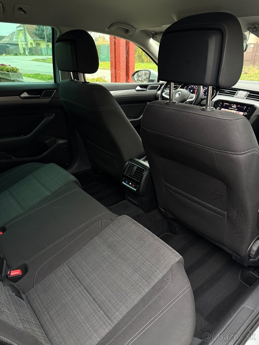 VW Passat Business 2.0TDi Dsg 110kw VIRTUAL/ŤAŽNÉ - 15