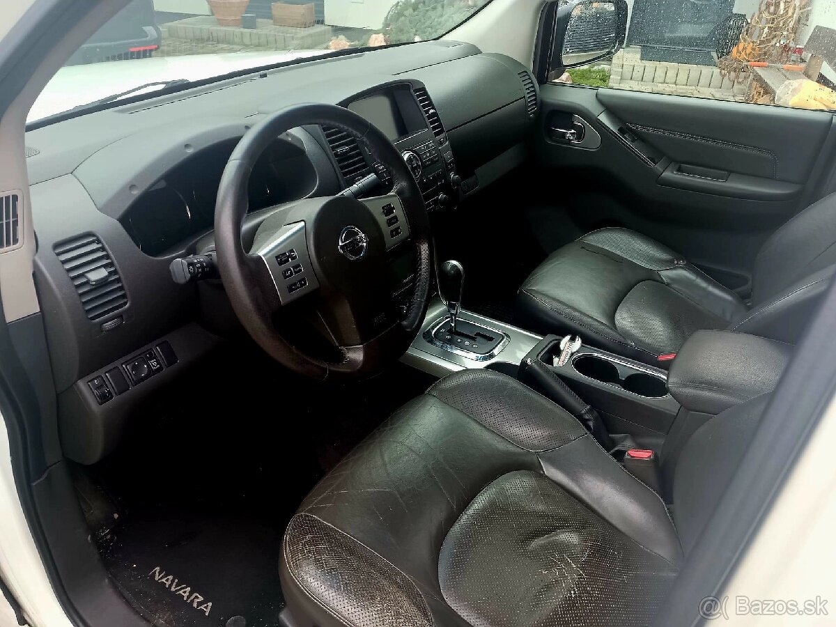 NISSAN NAVARA 3.0DCI - PREDAJ AJ NA SPLÁTKY - 15