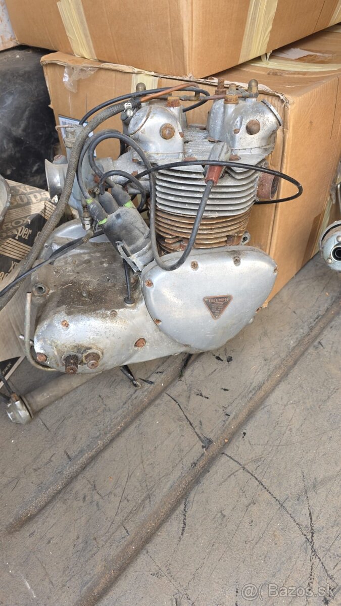 Predám triumph a Honda - 15