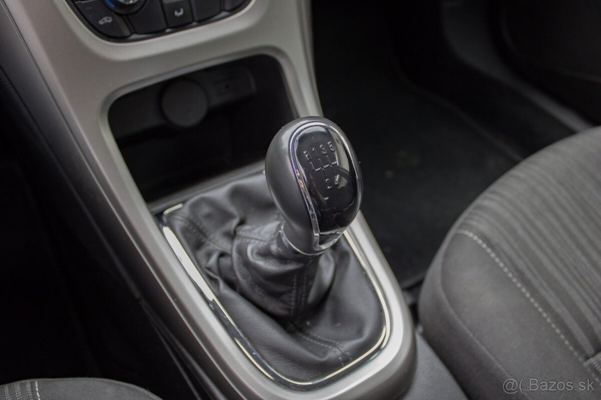 Opel Astra J 1.4 74 kW - 15