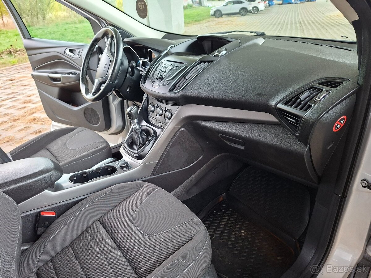 Ford Kuga 2.0 TDCI 4x4 110 kw - 15