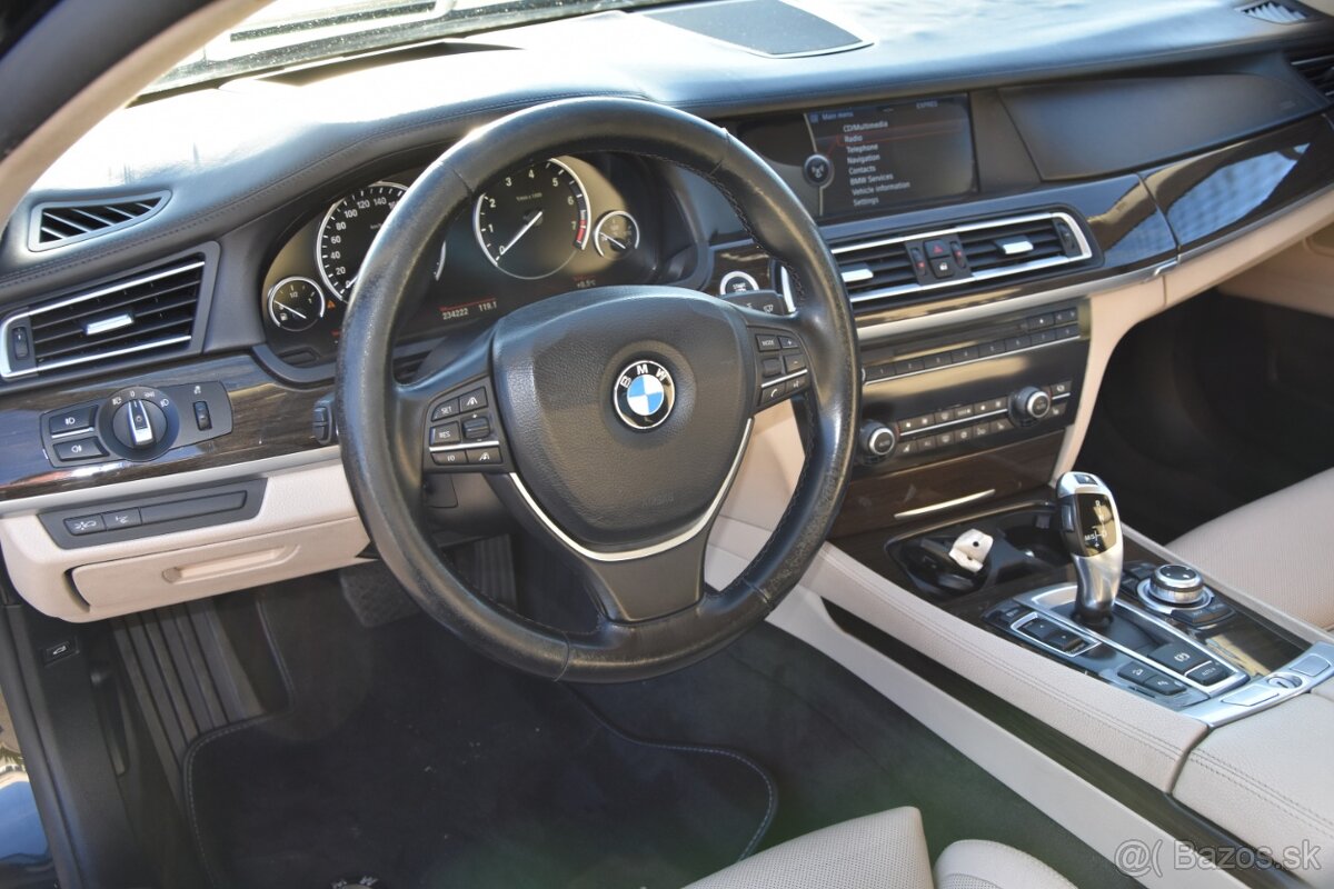BMW Rad 7 750i xDrive - 15