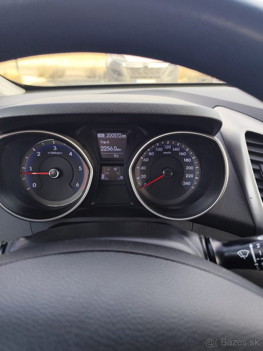 Hyundai i30 TOP STAV - 15