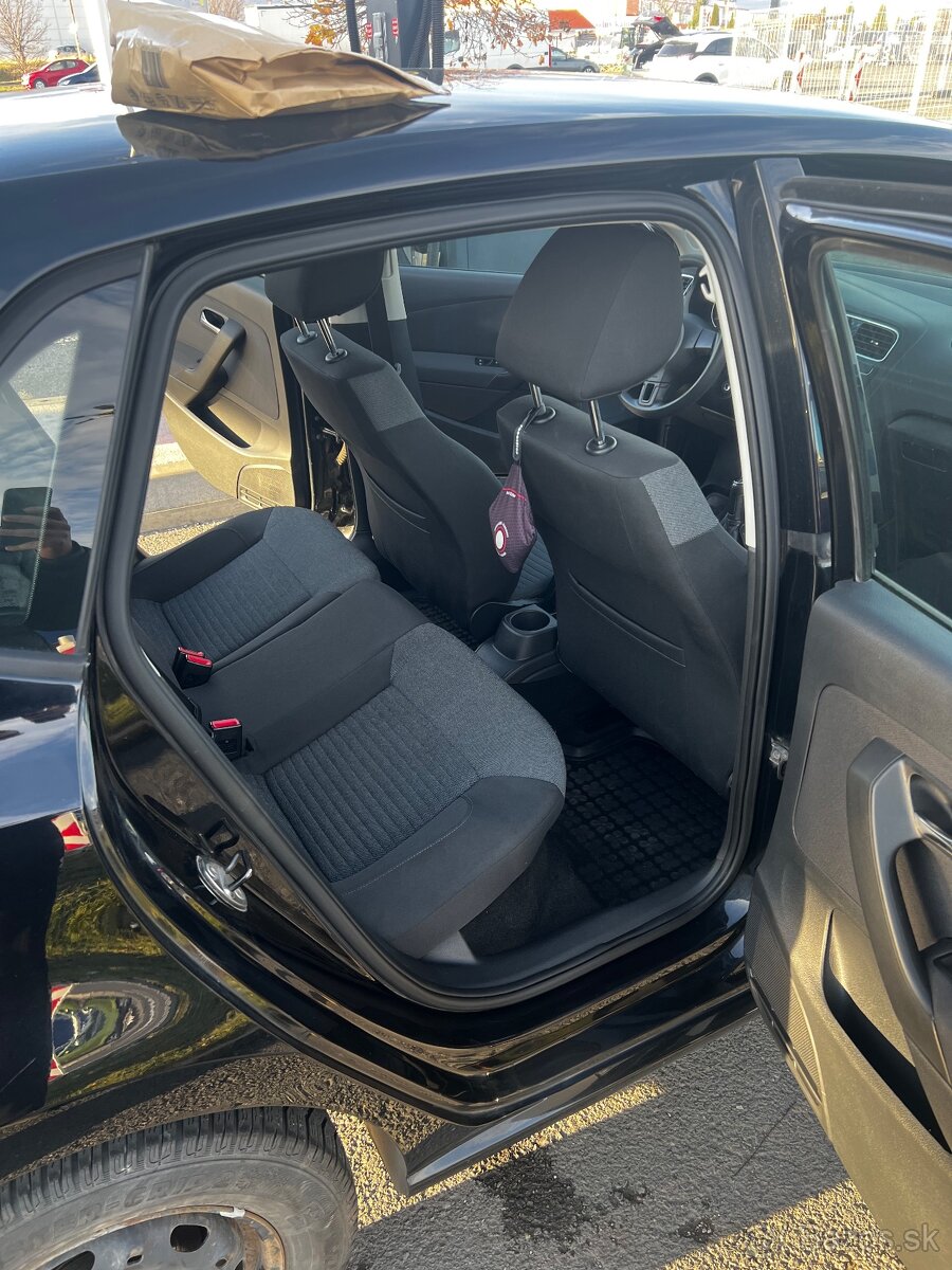 Predám Volkswagen Polo 1.4 - 15