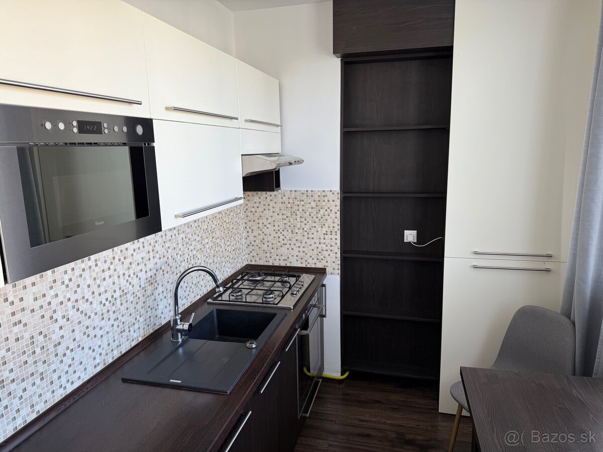 Prenájom 2 izbového bytu Galanta - 15