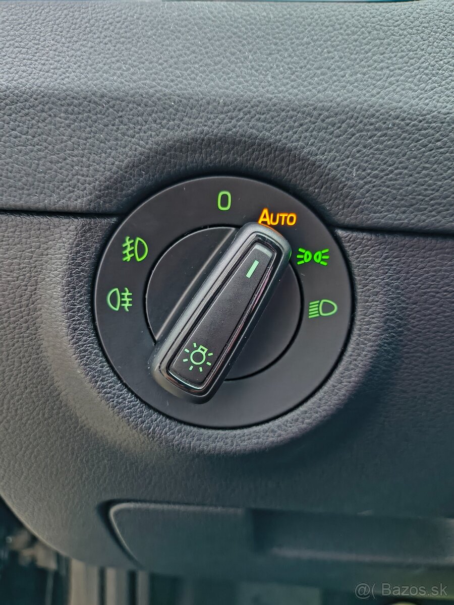 Škoda Octavia 3 combi - 15