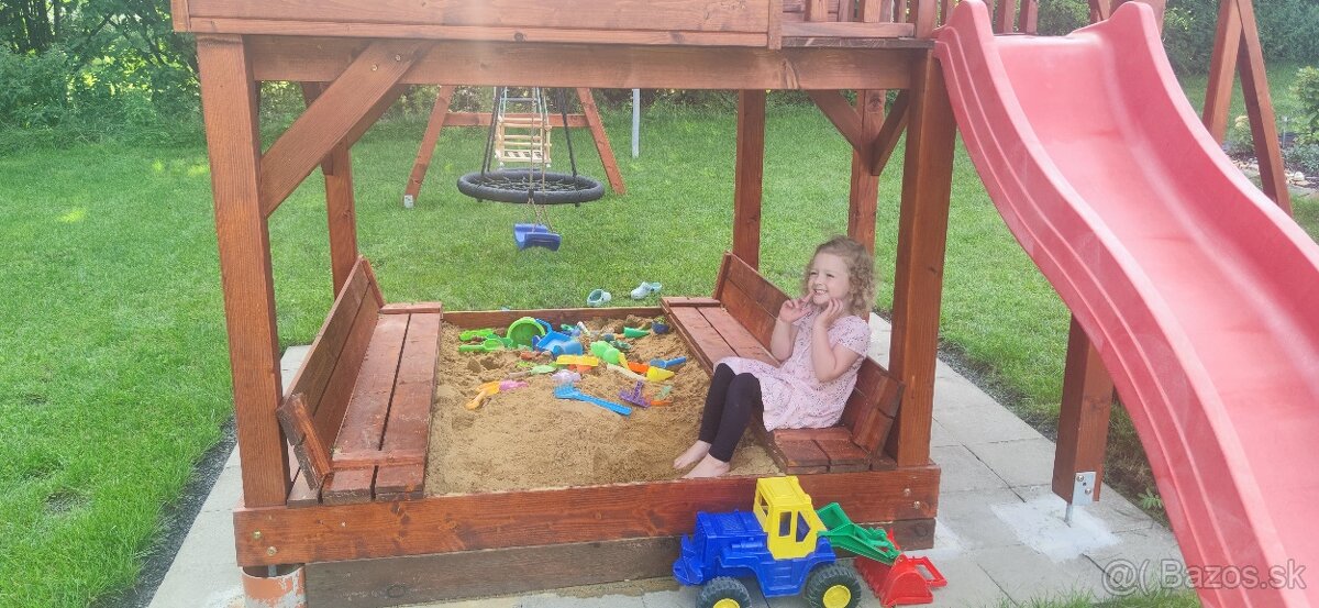 Detsky drevený domcek Middle s montážou a s dovozom - 15