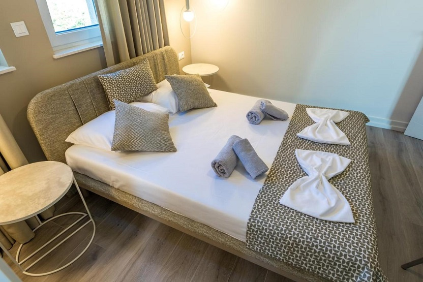 Chorvátsko-Luxusná vila s bazénom a výhľadom na more - 15