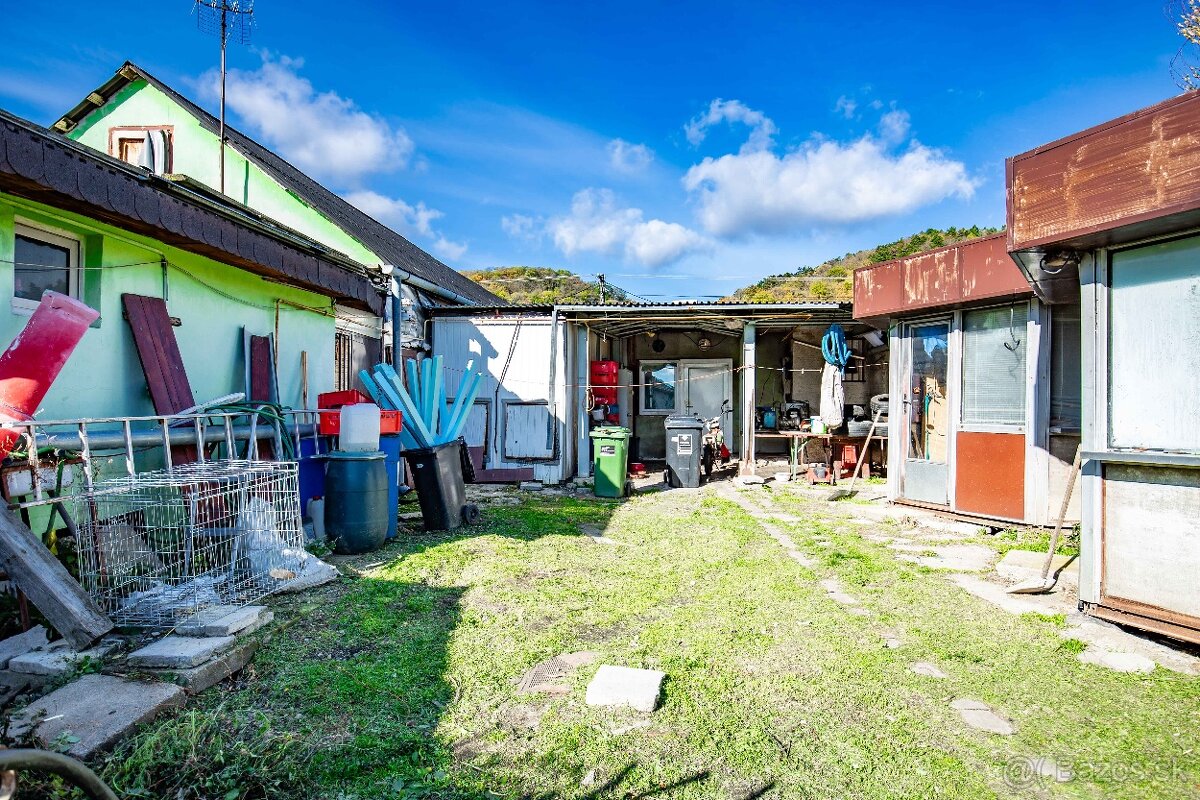 RD na podnikanie v obci SMOLENICE, pozemok 1105 m2 - 15