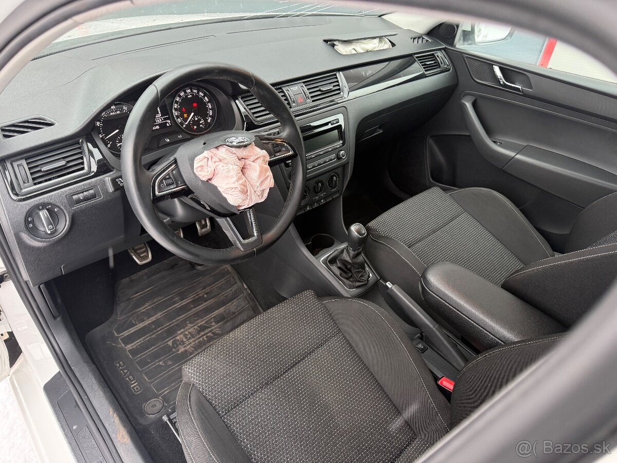 Škoda Rapid spaceBack 1.2Tsi 53 000km - 15