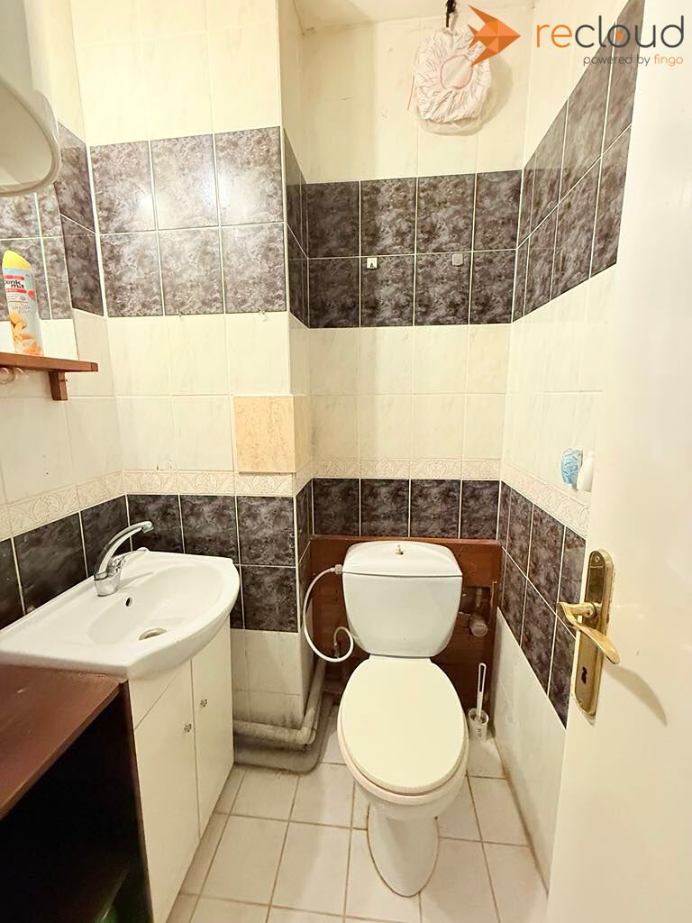 Na predaj výnimočný 2-izbový byt v historickom centre Nitry - 15