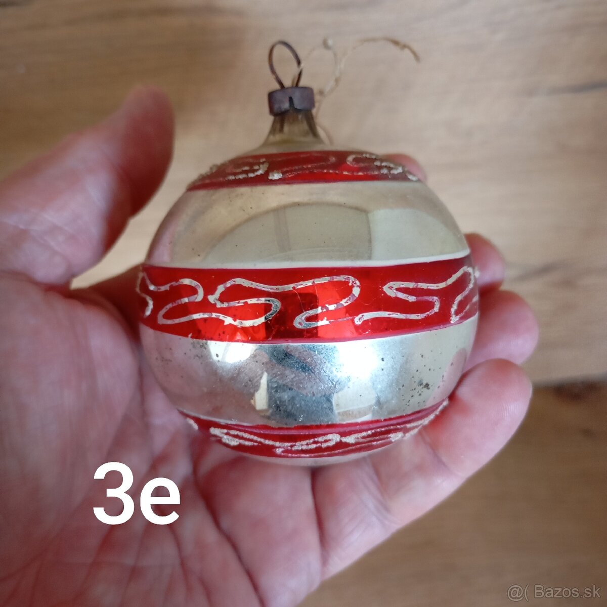 staré vianočné ozdoby. - 15