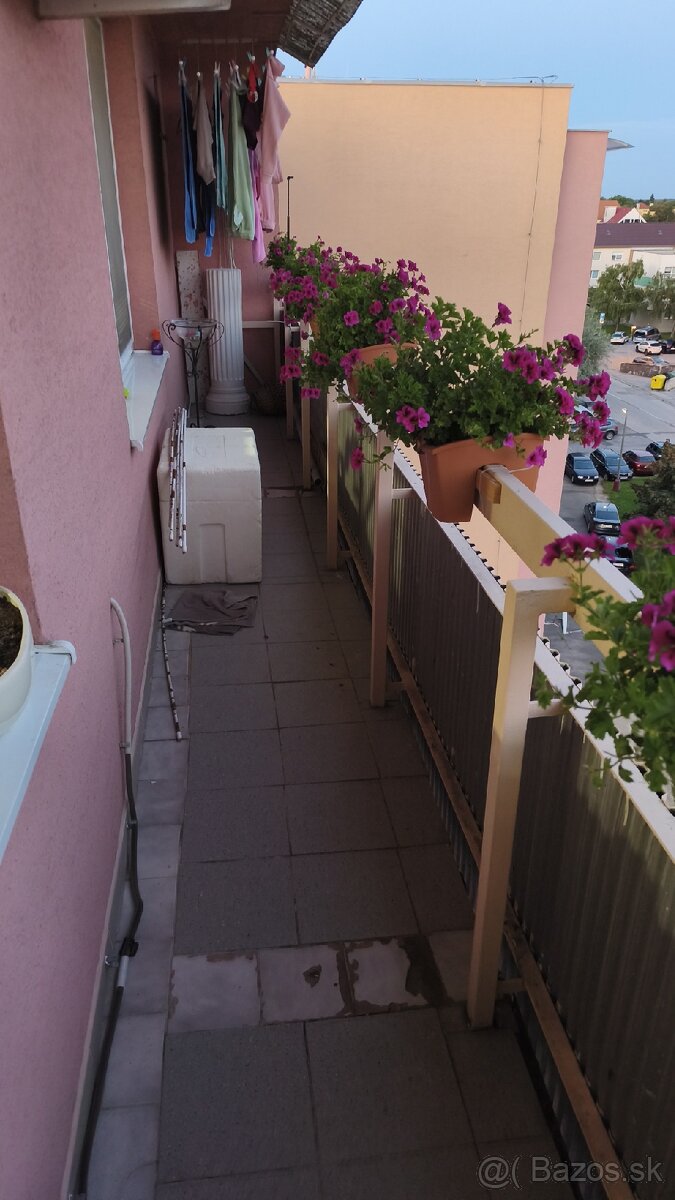 Predam 3 izbový byt (revolučná štvrt) - 15