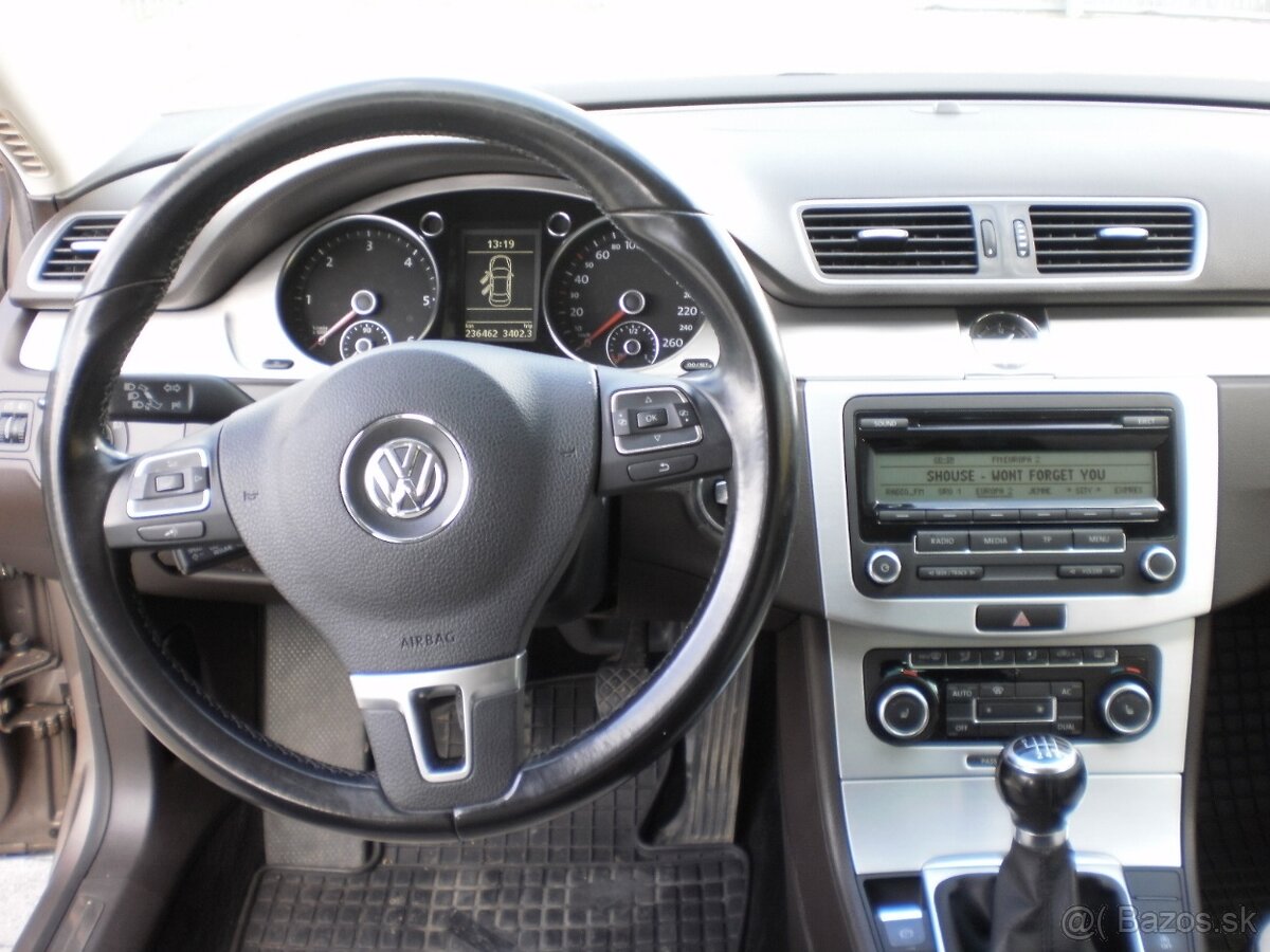 Volkswagen Passat 2,0TDi, 103kW, M6,sedan r.2011 - 15