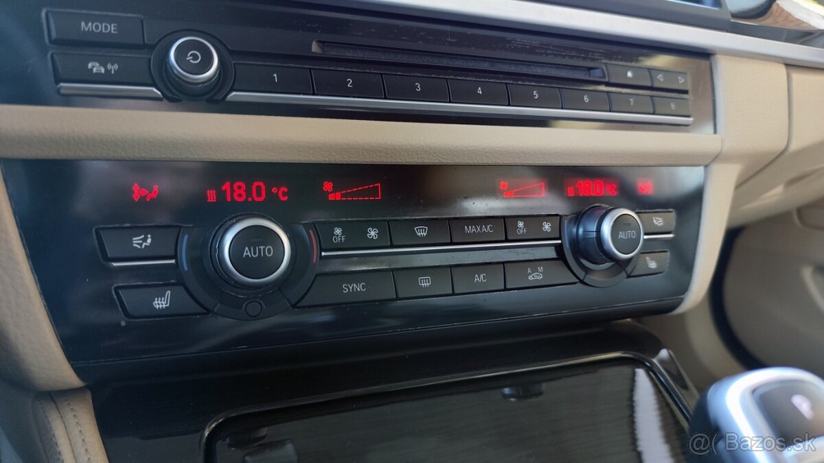 BMW F11 530d xDrive Touring Luxury 190kW 11/2013 220000km - 15