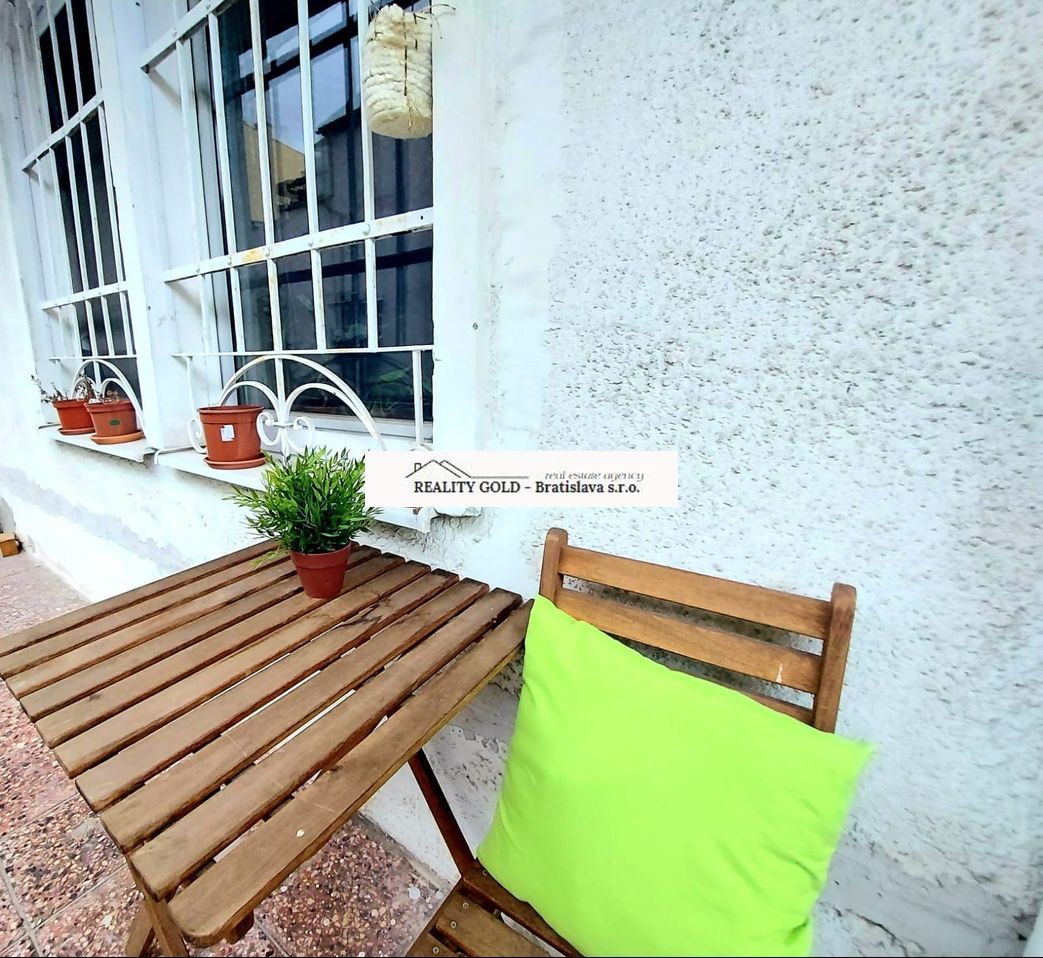 Investičná nehnuteľnosť - Polyfunkčný objekt v Starom Meste, - 15