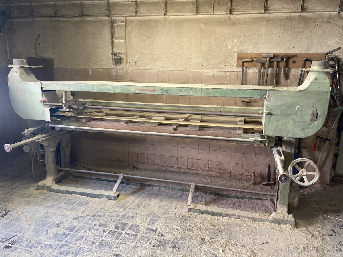 Drevoobrábacie stroje - 15