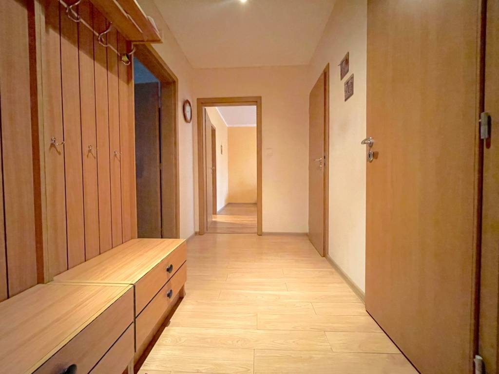 NA PREDAJ 3-izbový byt, TRENČÍN, ul. Mateja Bella. CENA: 147 - 15