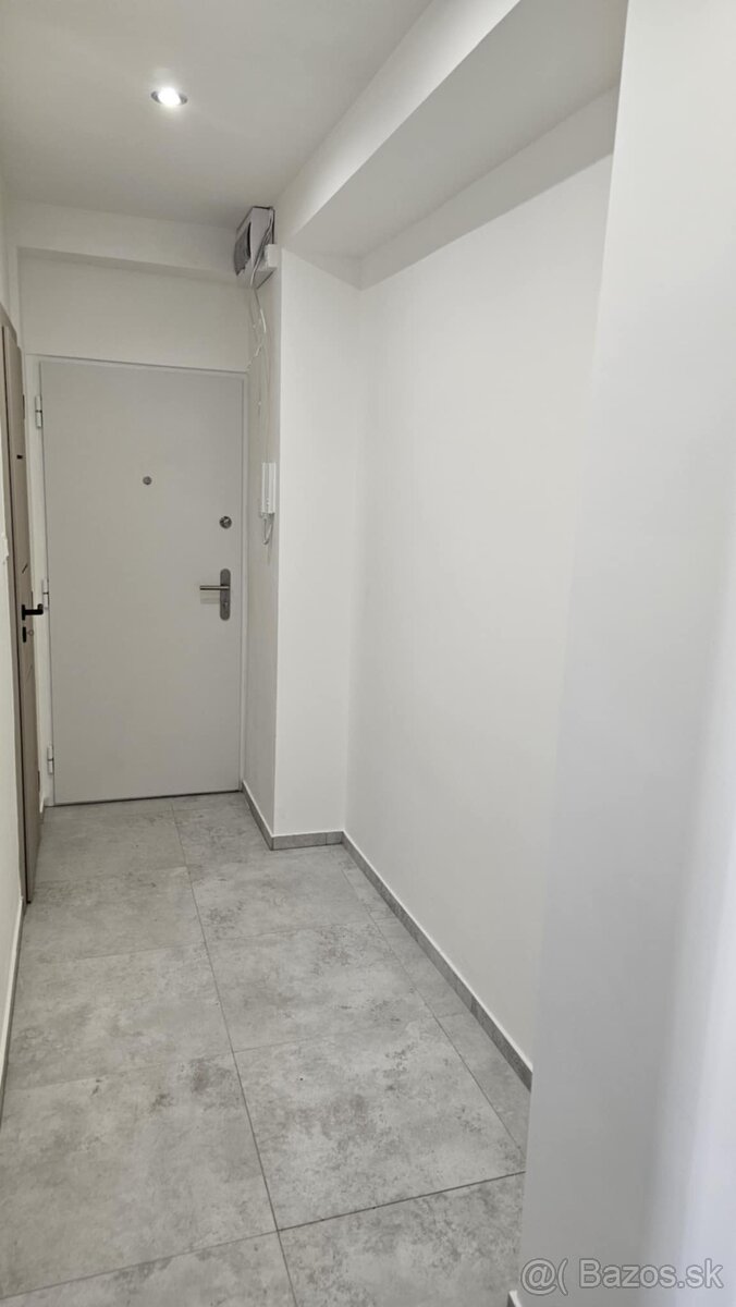 NOVINKA - 3 izbový byt ul. Južná trieda - NOVÁ REKONŠTRUKCIA - 15