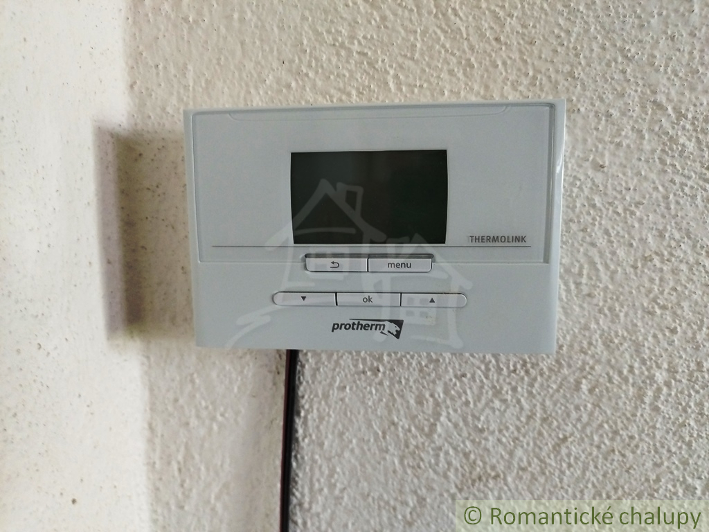 Rekonštruovaný gazdovský dom v pokojnej obci Kleňany v okr - 15