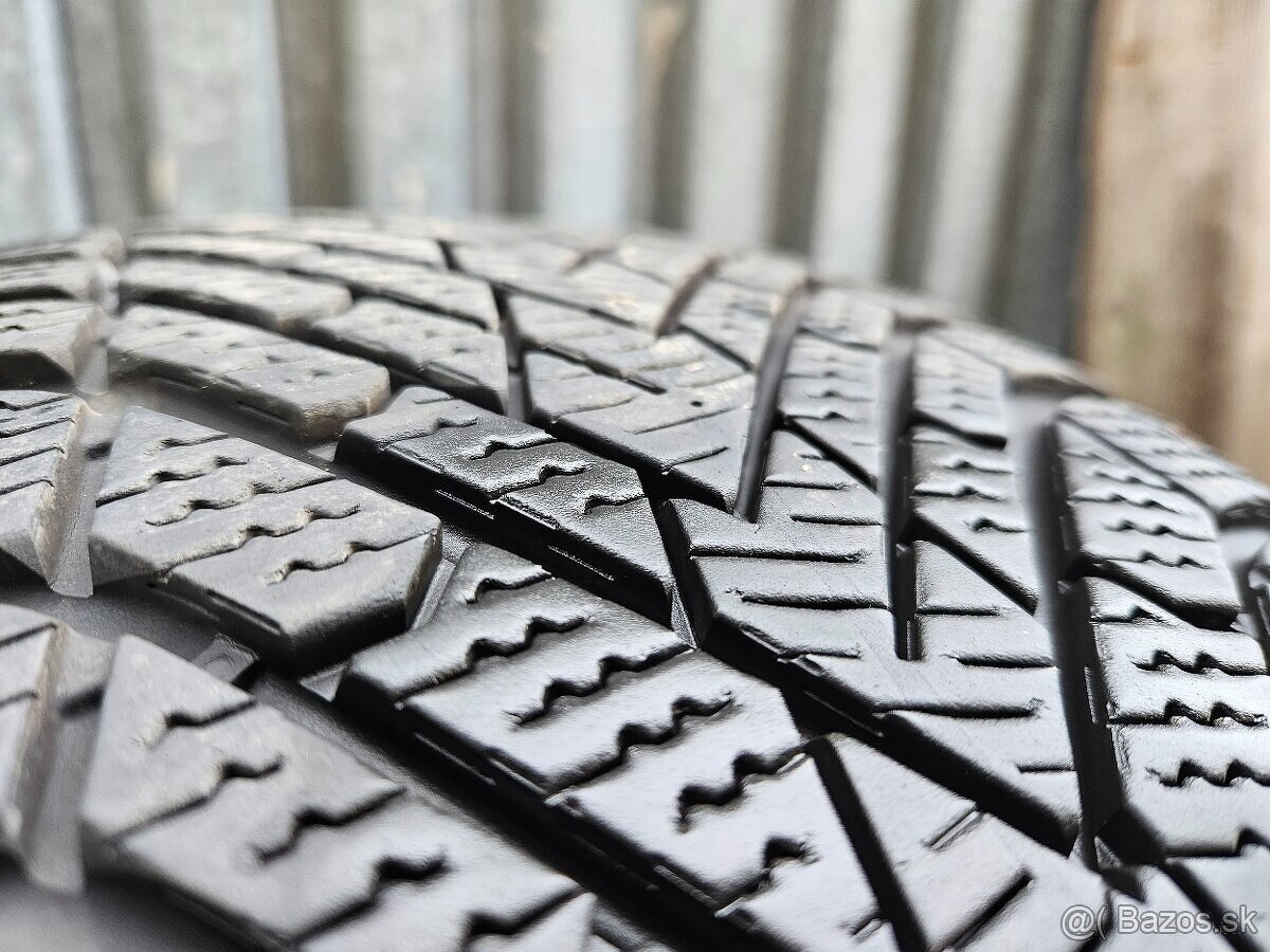 Originálna zimná sada VOLVO - 5x108 r18 + 235/60 r18 - 15