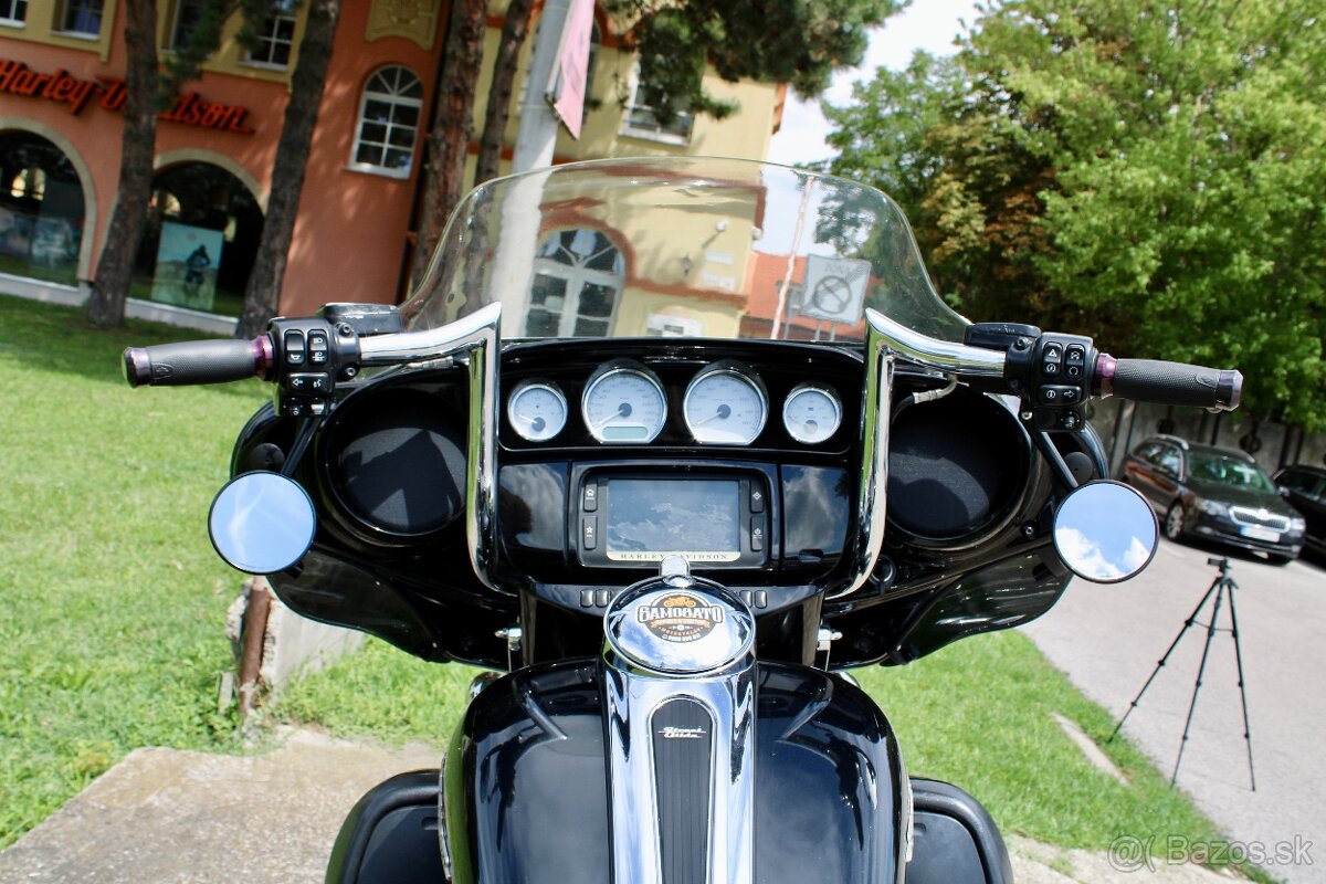 Harley Davidson Street Glide Custom - 15