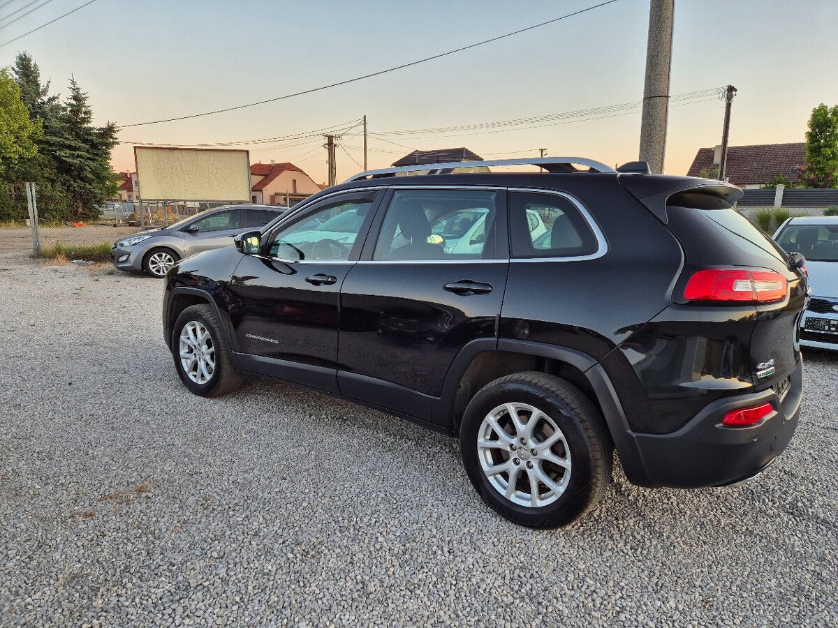 Jeep cherokee - 15
