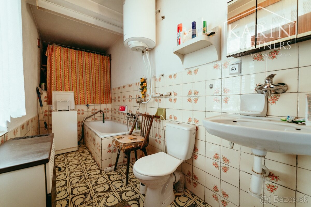 5i. rodinný dom v pôvodnom stave v obci Petrova Ves - 15