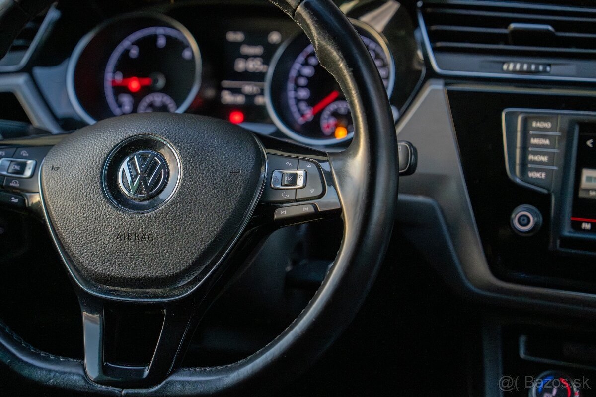 Volkswagen Touran 2.0 TDi 110kw M6 - 15