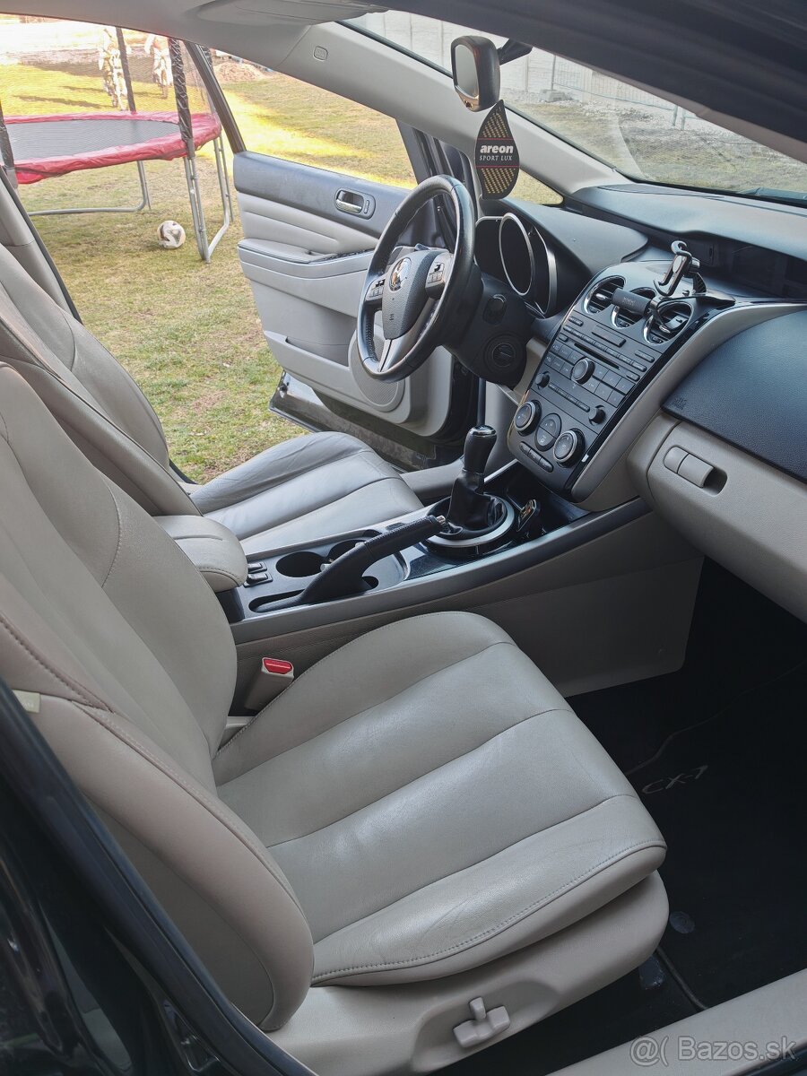 Predám Mazda CX7 - 15