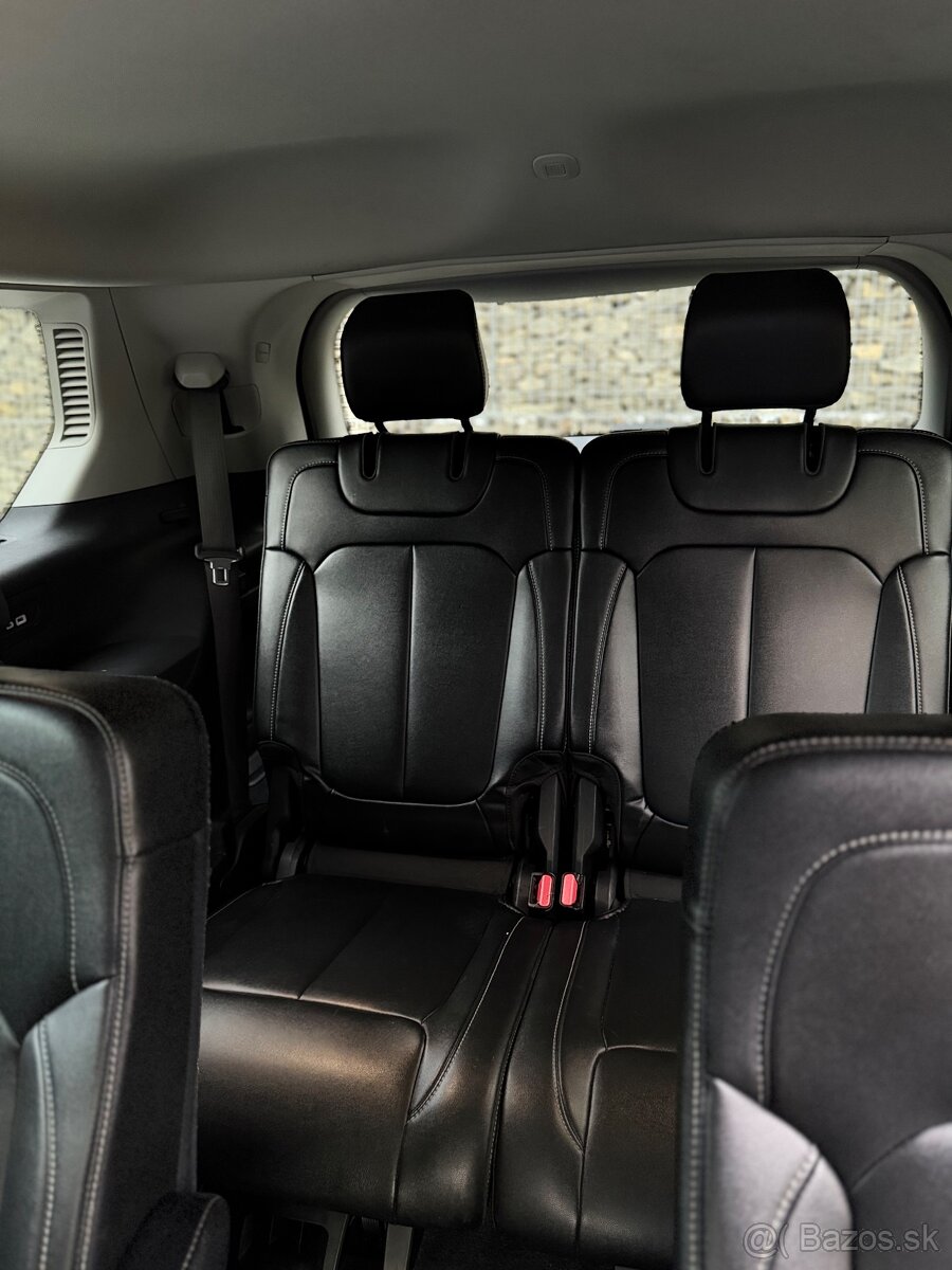 Jeep Grand Cherokee 6 miestny - 15